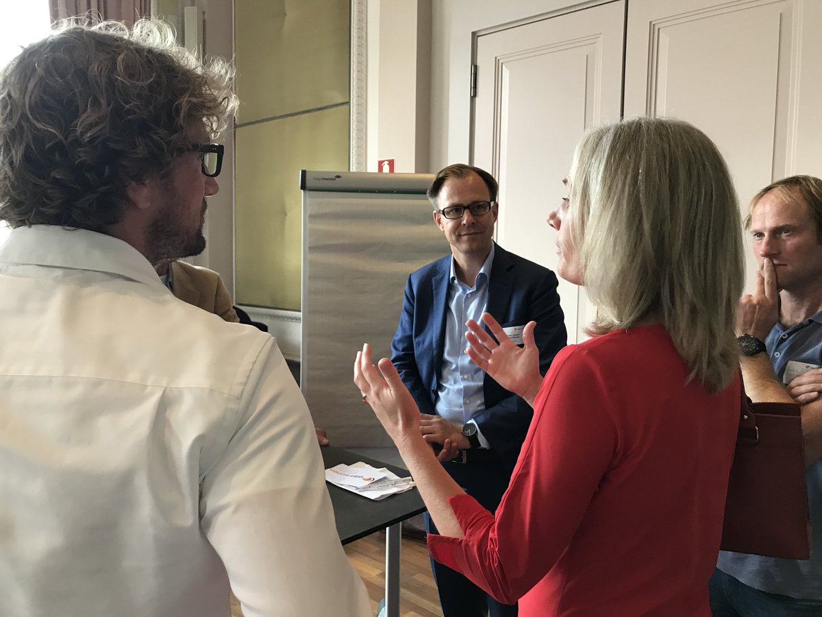 Welke #data verzamelen we en waarom eigenlijk? Hoe houden we het overzichtelijk? Norman Egter #TNO tijdens  break-out sessie #ElanCafé 2018