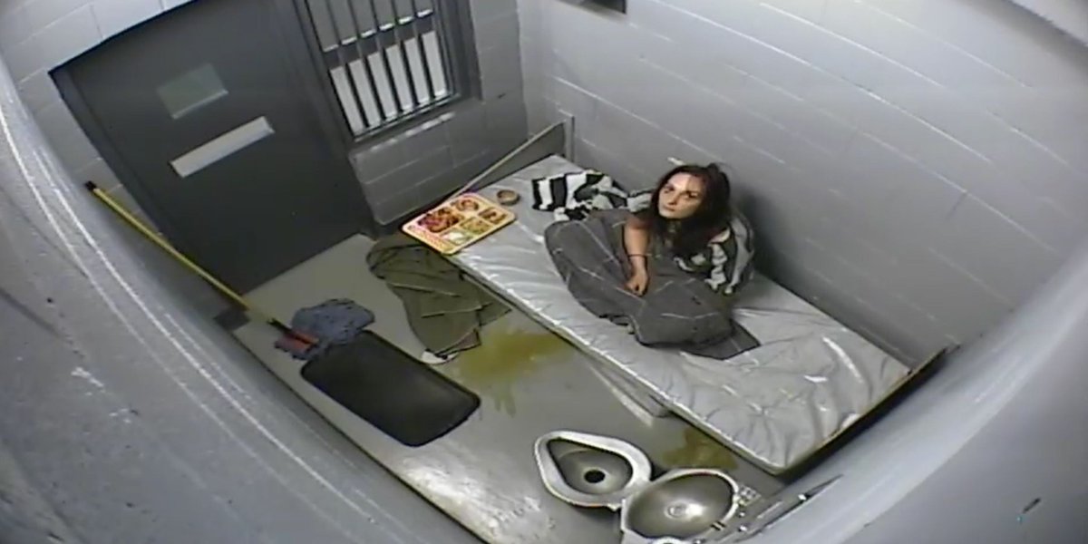 benjancewicz's tweet photo. Woman lay dead in Nevada jail cell for hours after deputy found her unresponsive 

#KellyColtrain was detoxing when she was put in Mineral County Jail last year. She died after she was denied medical care by the deputies

https://t.co/HPYjSk0ZJZ https://t.co/ynTNw0rMPz