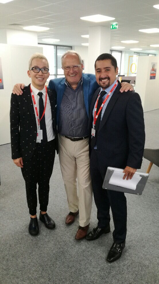 Virginiamathon's tweet photo. La rentrée c’est aussi l’occasion de rassembler les équipes @EMLYON campus de Paris #multicampus #diversité https://t.co/aaMsmtnG2H