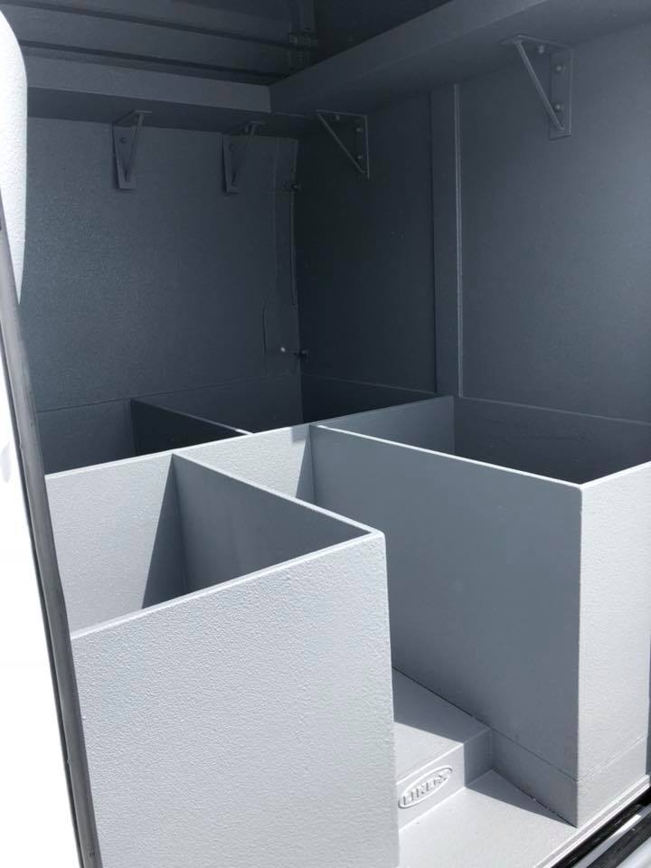 sunscreendreams's tweet image. RT @LINEXuk: A fully LINE-X incapsulated load area in this Vauxhall Movano. A great application by VPS LINE-X, official LINE-X applicators in Bristol UK! 

#vanlife #vaninterior #loadarea #watertight #toughstuff #linex #linexit #vanlining #bedliners #bed…