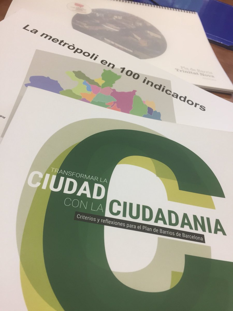 architetti_PZ's tweet photo. “Las políticas urbanas y el sistema de planeamiento territorial y urbanístico en Barcelona y Cataluña” 
L’intervento del prof. Oriol #Nello https://t.co/m5iDoCmbYv