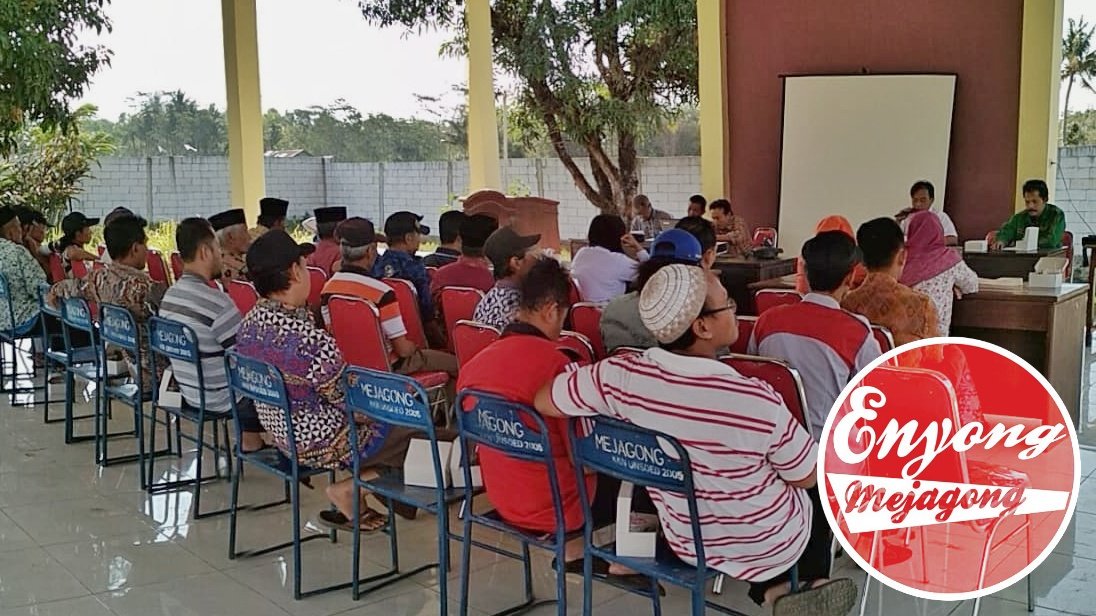 enyongmejagong's tweet photo. Sosialisasi Peraturan Panitia Pilkades Desa Mejagong Masa Bhakti 2019-2025.
#enyongmejagong #mejagong #randudongkalhitz #pemalanghitz #pemalang #kabarpemalang #infodesa #KemalaJateng #GRMSJateng #pilkades https://t.co/HjXWL5gCG7