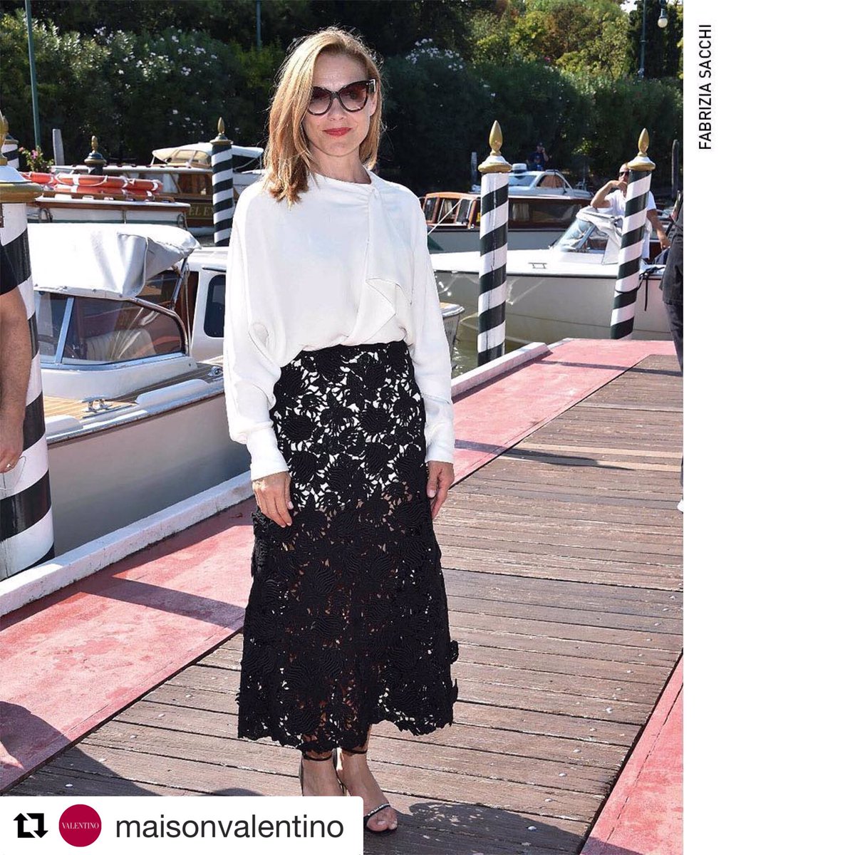 Fabrizia Sacchi arrival at Excelsior embarcadero in absolute ❤️ maisonvalentino ❤️ thanks to suite 19 # press conference #Suspiria #Venice75 #LucaGuadagnino #tildaswinton #dakotajohnson