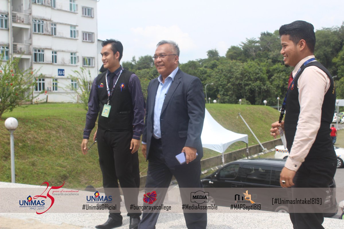 MAPUNIMAS's tweet photo. Lawatan Naib Canselor Unimas, YBhg Prof Datuk Dr Mohamad Kadim bin Suaidi, ke Kolej Bunga Raya, Unimas, 4 September 2018, Photo by Raja Nur Azida Raja Mamat @kingzeyda / Media MAP/MIP,
Celebrating UNIMAS 25 years of Excellence!
#UNIMAS25
#UNIMASofficial
#UNIMAS
#UNIMASintake1819 https://t.co/3TgWhIMEQG