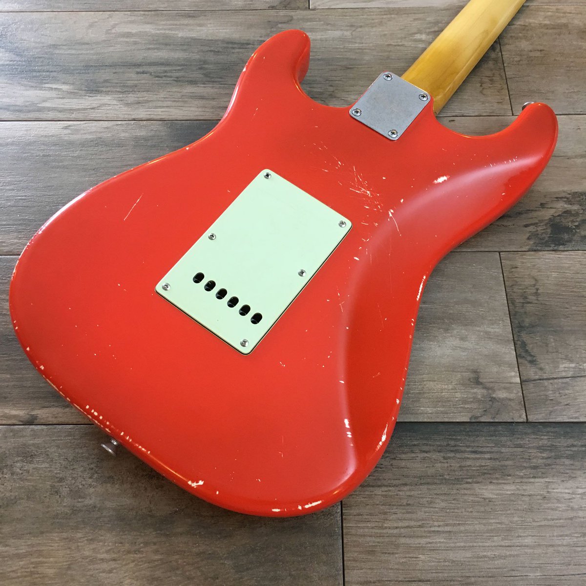 franchinguitars's tweet photo. New! Classic Relic Mercury guitar in stock! #mattiafranchinguitars #fiestared #stratocaster #strat #guitar #fiestaredstrat #redguitar #relic #aged #agedguitar #agedguitars #redalder #nitro #customguitar #customshop #madeinitaly https://t.co/BJXUxczM7l