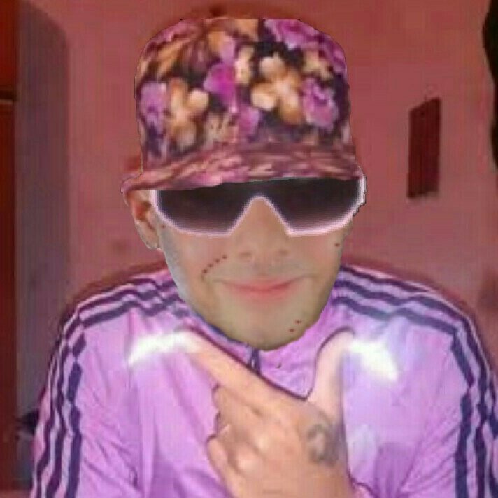 peladasterchor2's tweet photo. #NuevaFotoDePerfil m kompre alta gafa vien chetas https://t.co/3XTh7abyXd