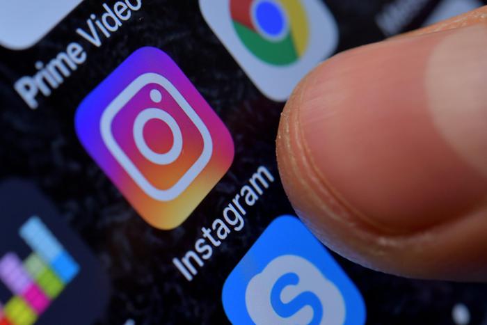 leadcreatorweb's tweet photo. #LeadNews: Dopo Facebook, Twitter, WhatsApp e Telegram, anche Instagram inizia la lotta contro gli account Fake.
Il social estende i profili verificati, migliora autenticazione.
👉 https://t.co/yBqyUsrDT8
#DigitalMarketing #SocialMediaMarketing #SocialMedia #ContentMarketing https://t.co/F2gzT7Z083