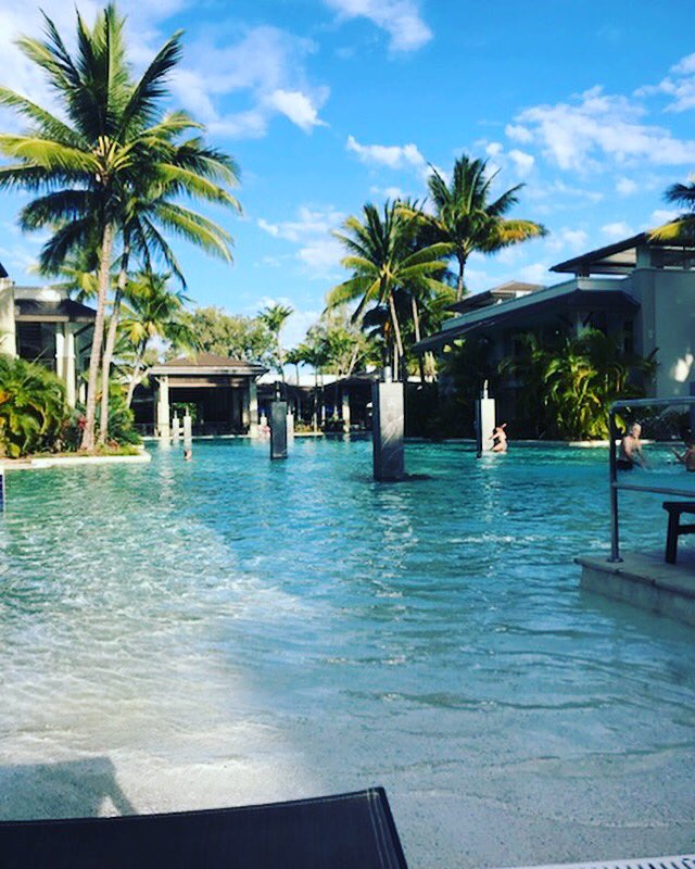 Big thanks to the Pullman Port Douglas Sea Temple Resort for having us a few weeks ago. Such a great spot, see you again soon!!     ☀️🏊‍♂️📖🍹☀️#pullmanportdouglas #seatemple #queensland #holidays