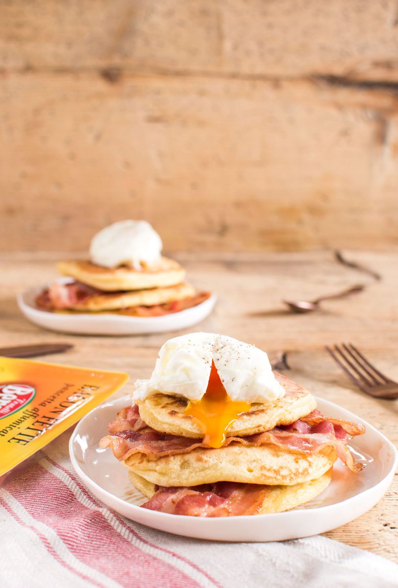 Non ho mai amato le colazioni salate, ma l'avocado mi ha aperto un nuovo mondo e quindi rivisitiamo i #pancake in english #breakfast: PANCAKE CON BACON <a href="/SalumiBeretta/">Fratelli Beretta</a> E UOVO IN CAMICIA 😋goo.gl/MZ7K3M