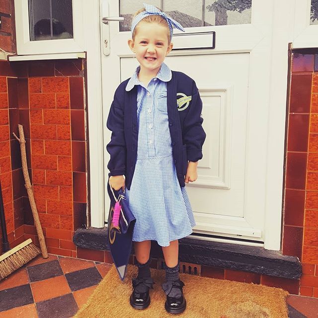 Charlieandflo's tweet photo. Eek the day has arrived, first day of school and she nailed it 😍 rocking her @charlieandflo headband of course 💙
#handmadeheadband #handmadewithlove #ginghamheadband #bluegingham #blueginghamheadband #backtoschool #firstdayatschool #wherearemytissue… https://t.co/llvyhpfWRM https://t.co/WJt4thTYuN
