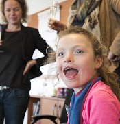 Blij met ouderinitiatief KDC AandachtsLab in Rijswijk! Ontmoet hen 8 september #Strandwalfestival #EMB #kinderen #aandacht #kwaliteit bit.ly/2wEshCt