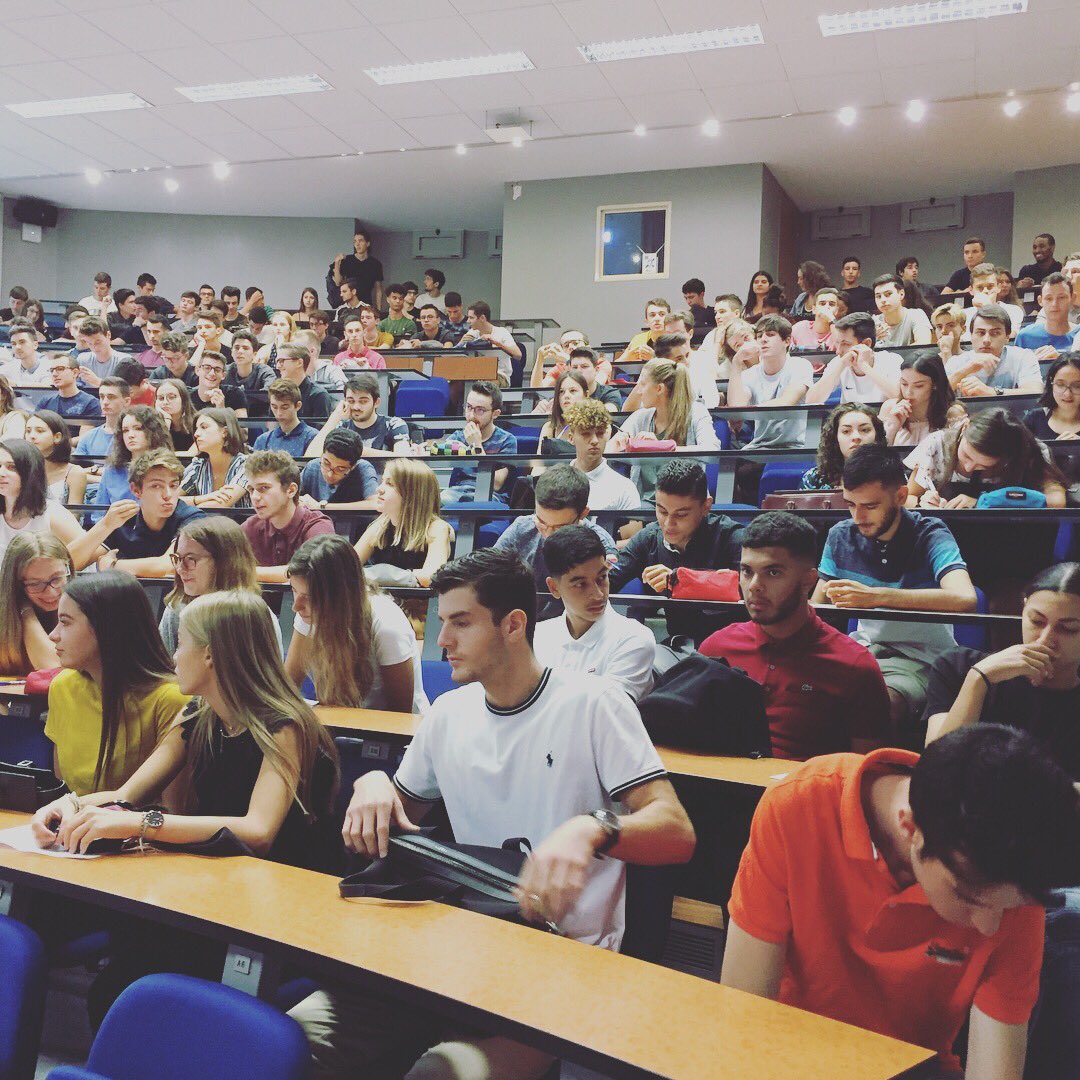PolytechMontp's tweet photo. Bonne rentrée à tous ! #RentreeDesClasses #ecoledingenieurs #reseaupolytech https://t.co/qGBf2xYMdu