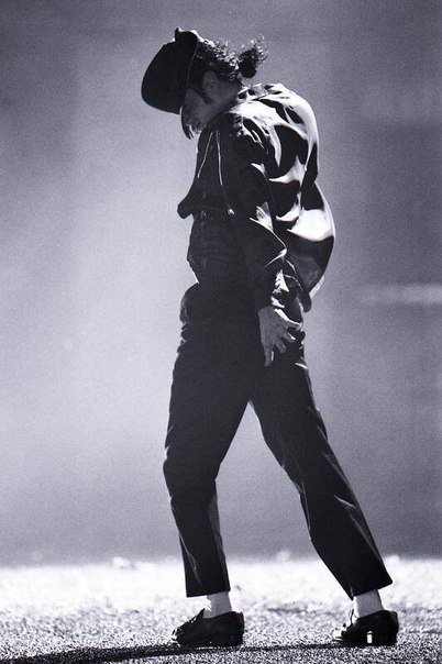 kary_7ok's tweet photo. Michael Jackson ~ The King of Pop https://t.co/X8f9YYzERL