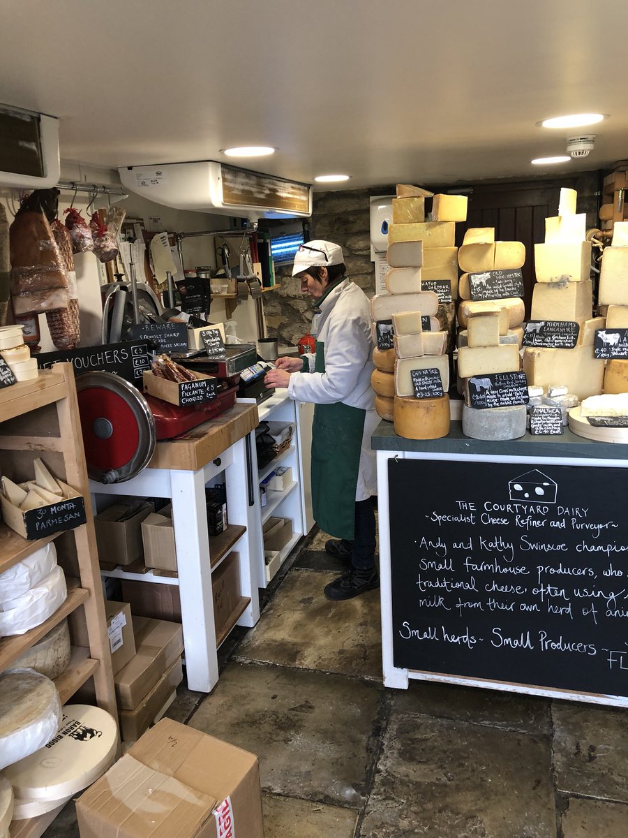 Just want to extend a big thank you to the heroes <a href="/CourtyardDairy/">The Courtyard Dairy</a> for their last wheel and a half of #ogleshield on Sunday! You saved the day for us <a href="/chowdownevents/">Chow Down</a> <a href="/ThePieceHall/">The Piece Hall</a>. 
(Lovely drive tbf)