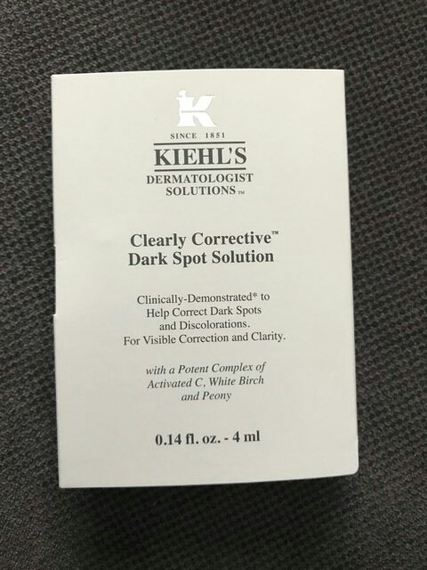 thppook's tweet photo. ใช่ค่ะ ทางเรามีความวอแวกับตัว Kiehl’s Kiehl's Clearly Corrective Dark spot Solution มากเพราะโดนเพื่อนป้ายยามา รีวิวในทวิตอี๊กกกก เลยกะจะฝากเพื่อนหาขนาดทดลอง 4 ml. มาให้ ถ้าใครสนใจสามารถสั่งผ่านปุ๊กได้เน้ออ
4 ml. ราคา 270 บาท 😢
ไม่มีเงินซื้อขนาดจริงเลยมาหาแนวร่วม ฮือออ https://t.co/KsaR5bkWIU