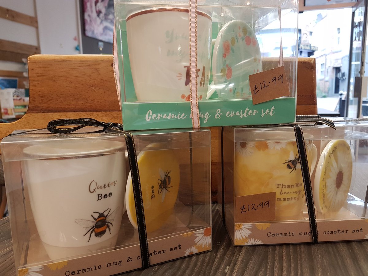 Very nice too. Looking for a small gift this week. Pop into Rudyards. We might just have the one for you. @LetsGoToBeeston @ng9online <a href="/BeestonRylands/">BeestonRylands</a> 😗 #ilovebeeston