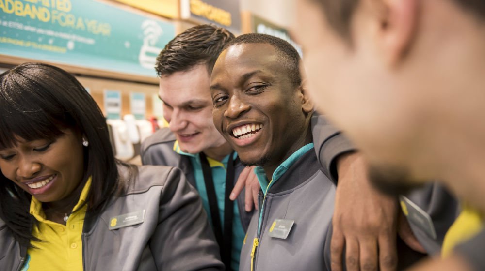 Work for EE tweet media