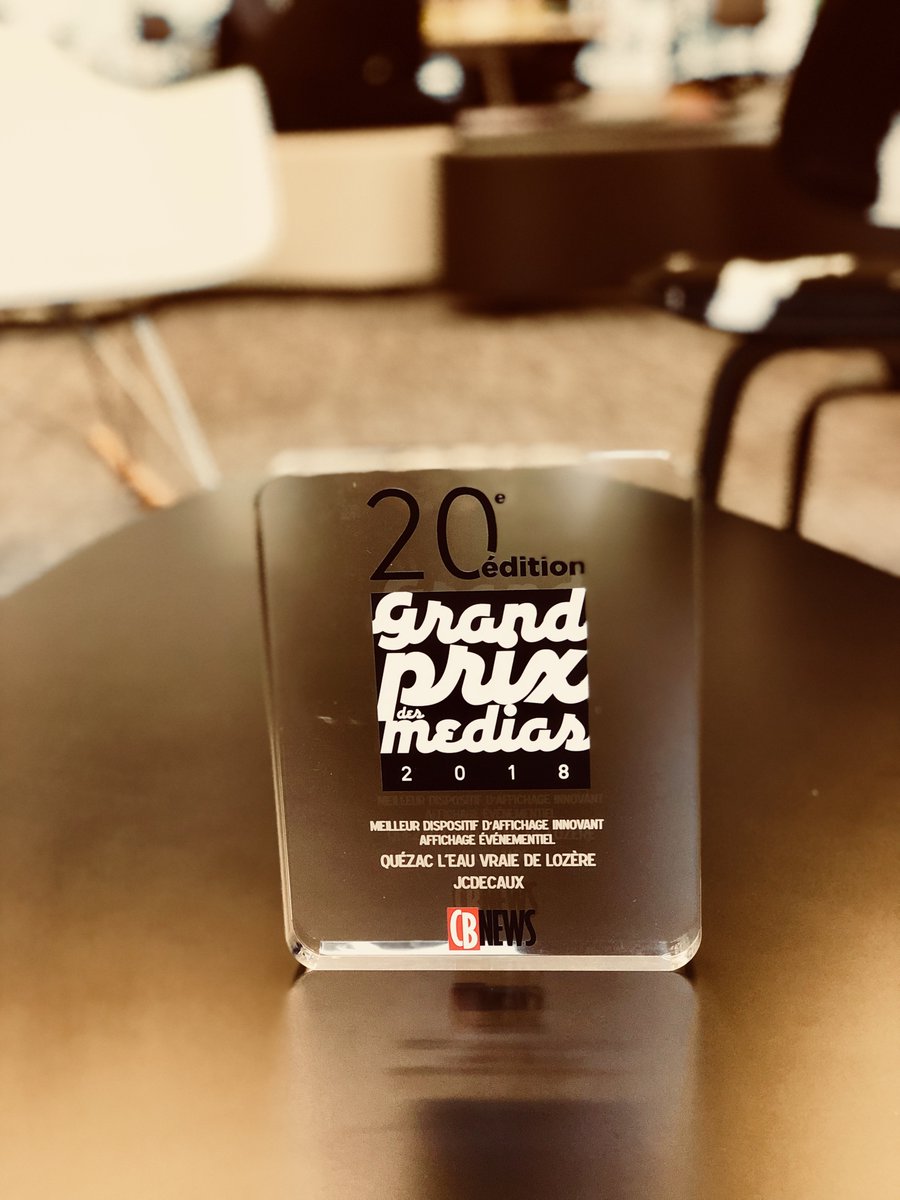 La campagne <a href="/EauQuezac/">Quézac</a> avec @agencechange et JCDecaux Live remporte le  #GrandPrixDesMedias <a href="/CB_News/">CB News</a> du meilleur dispositif d'affichage innovant ! Plus d'infos : jcdecaux.fr/actualites/que…
