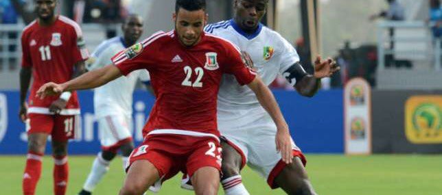 Pablo Ganet, convocado por #Guinea Ecuatorial, será baja en el San Roque de #Lepe ante el #Xerez Deportivo 
huelva24.com/not/116878/pab… #Huelva <a href="/PabloGanet/">Pablo Ganet</a>
<a href="/SanRoqueLepe/">CD San Roque de Lepe</a> <a href="/RBodipo23/">Rodolfo Bodipo</a>