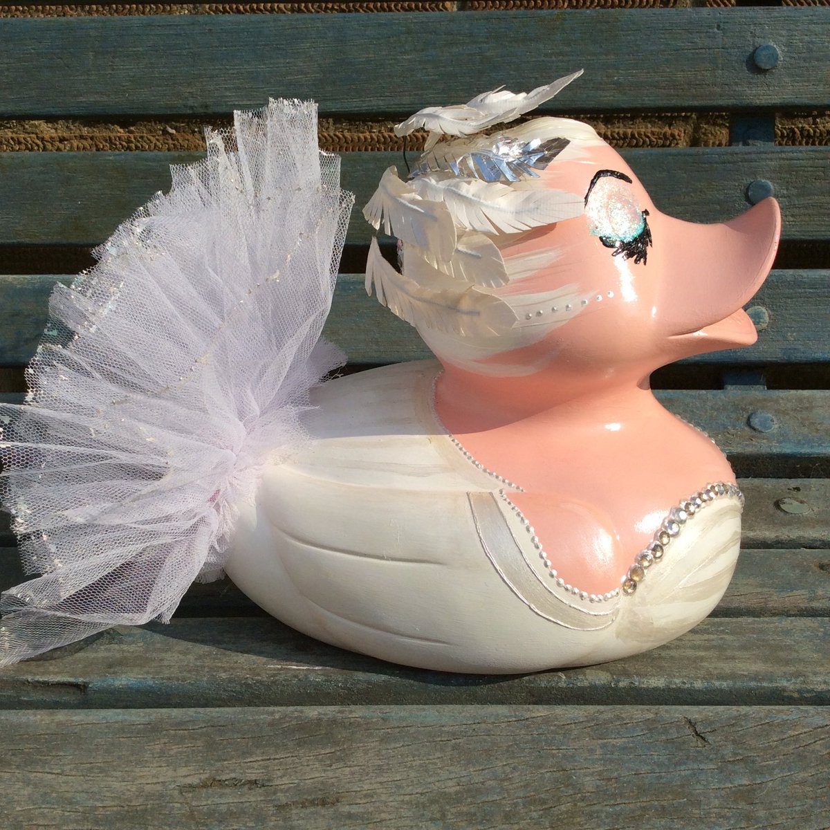 20th Sept <a href="/MaidsHeadHotel/">Maids Head Hotel, Norwich</a> @norwichduckrace auction. Its a hoot! You’d be quackers 2miss the opportunity 2own one of this year’s #gndr18 contenders, &amp; raise funds 4 <a href="/break_charity/">Break</a> @ the same time,  
Here’s #DuckyBussell #DuckyDancer #lightasafeather! Sponsor: <a href="/ABGroup/">Alan Boswell Group</a>
