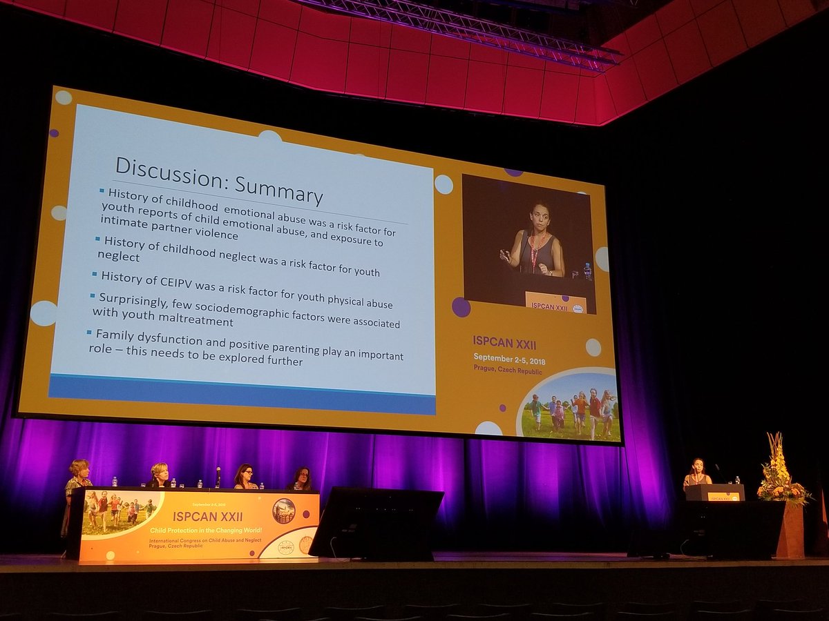 KristyKowatch's tweet photo. Dr. Gonzalez discussing the effect of parental (mostly maternal) childood abuse on child maltreatment. Family functioning and positive parenting are strong influencing factors. https://t.co/h7C5knvGtv
