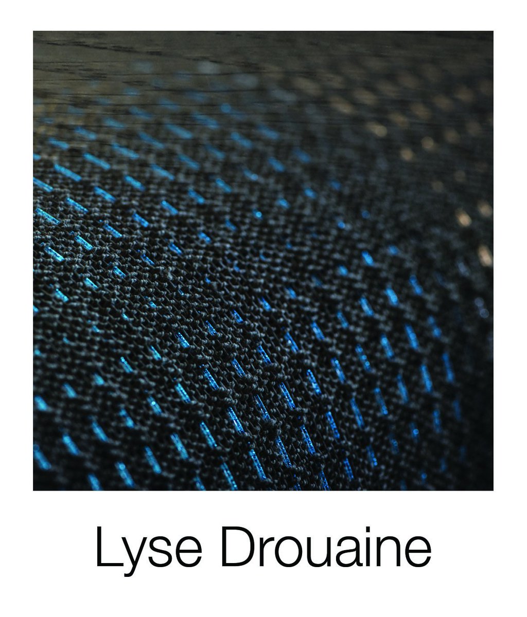 LaManufRBX's tweet photo. Pour connaître une peu plus des #artistes qui vont exposer ses oeuvres à #LaManuf pour la biennale du salon #ObjetTextile, c'est par ici !
4 des 21 artistes qui auront 10m3 pour créer leur univers singulier...
À découvrir le 15 sept à 19h00 ! https://t.co/zUNLWdI5E1
