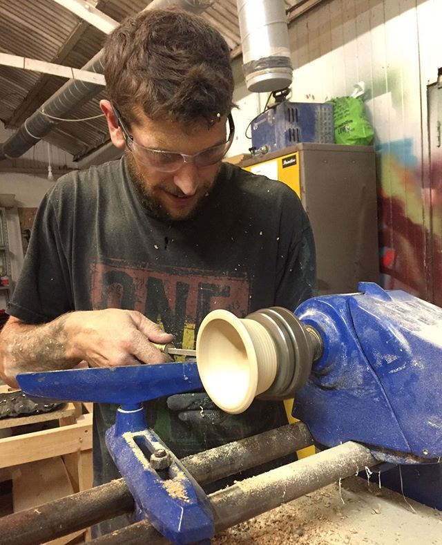 Have you got that September feeling and want to start something new that you've been meaning to do. Forever. 
On Tuesday evenings members get together and make cool stuff at  #carpentryclub 
This is Ash looking deservedly proud of his lathing skills!
Any… ift.tt/2Q1lv2y