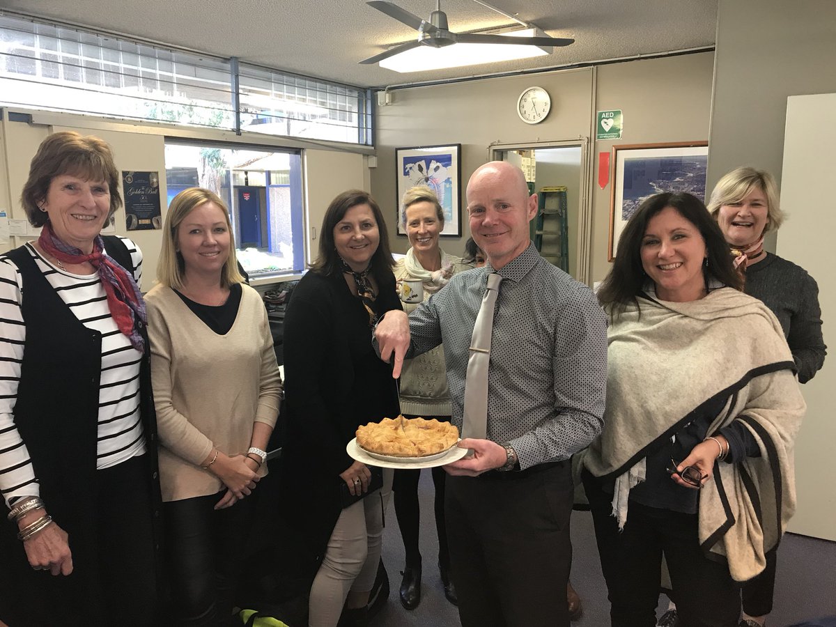 AStevenson_DEL's tweet photo. A great day for me to visit Barrenjoey High School with Principal Ian Bowsher baking an apple & rhubarb pie to say thanks to his dedicated SAS Staff #sassrecognitionweek @nswdoe https://t.co/qma83pRAhJ