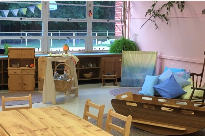 MeadowbrookWald's tweet photo. Five weeks and one day since the fire. Today we welcome the children back to school in a beautiful temporary space.  We are so grateful for your gifts and what they have made possible for the children. 

 #waldorfschool #waldorfeducation #meadowbrookrising #waldorfclassroom https://t.co/VJE9jHeBEH