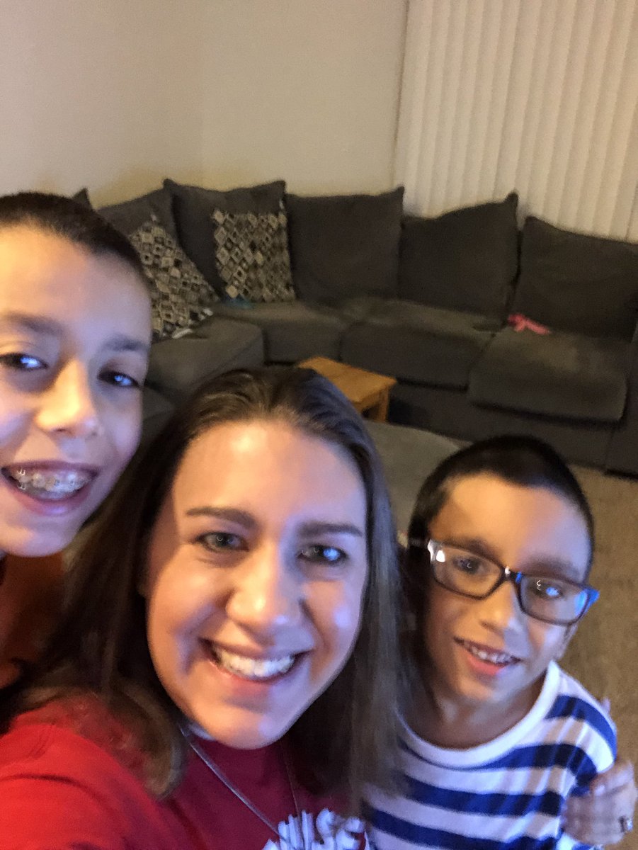 Mrs_Patel_GMHS's tweet photo. First day of 1st, 5th, and 28th grades! πβοΈ #cruisersfirstday #igtbac @GMschools @SedaliaCruisers https://t.co/wKVHCNu84W