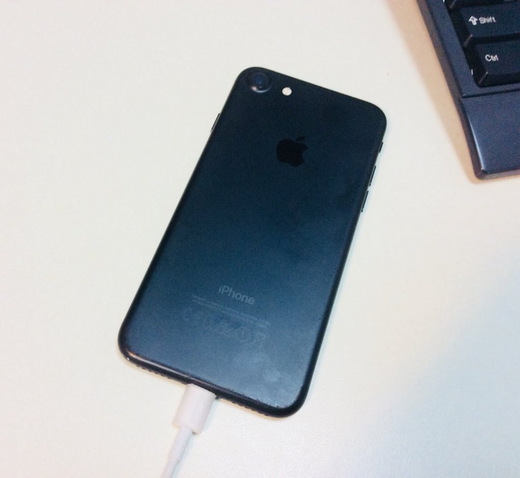 Wishi_Chad's tweet photo. Time to part ways with my iPhone 7, 32GB. Home button not working. You use the screen Assistive Touch home button.
K3,000
๐ฟ๐ฒ0973187470
๐ฟ๐ฒ0955187470
Please Retweet, buyer maybe #OOYF
@kim_rhamadi @Masulani_ @BabaTundeZM https://t.co/ae5Jk4Hpq0