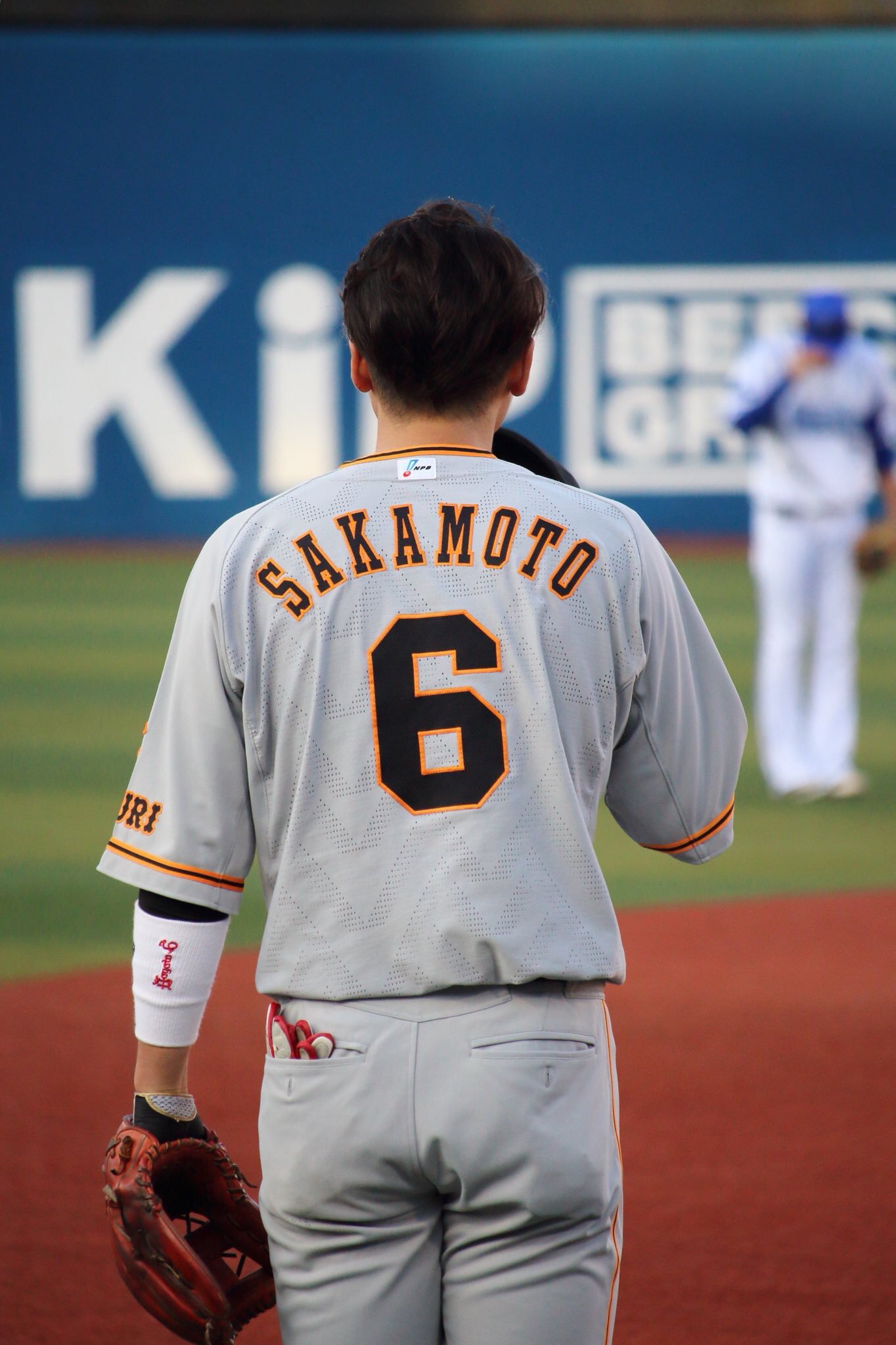 ふーくん Ar Twitter プロ野球選手のカッコいい背中を愛でるタグ 坂本勇人 亀井善行 ふーくん Ar Twitter プロ野球選手のカッコいい背中を愛でるタグ 坂本勇人 亀井善行