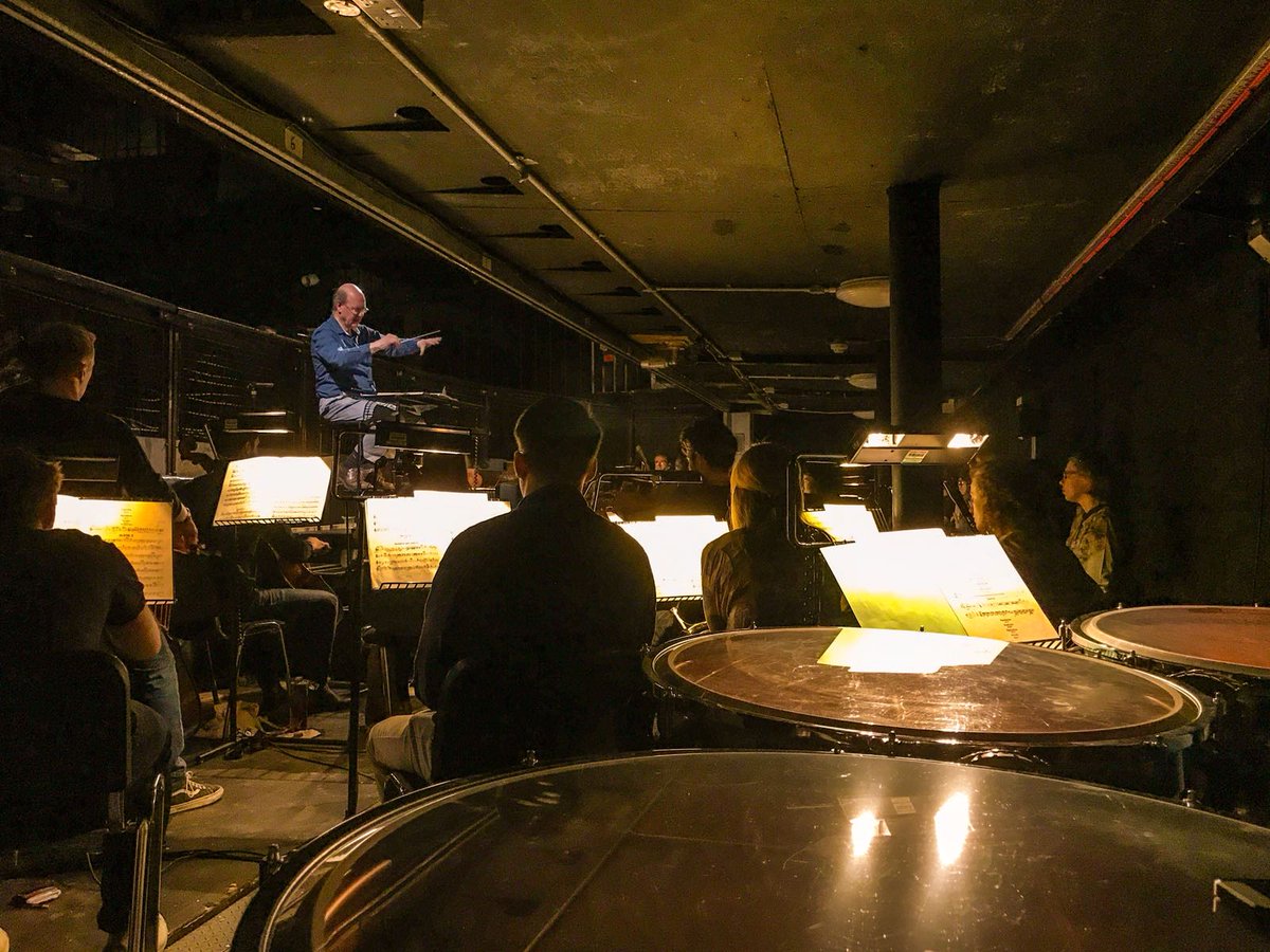 SouthbankSinf's tweet photo. Best of luck to all those involved in #BYORakesProgress tonight! @BYOpera @peacocktheatre
(📷 @FelixLo525) https://t.co/3sFPqnUhn5