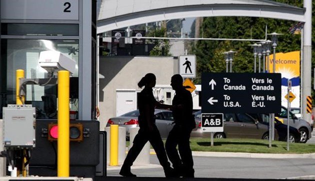 Travellers complain about rude, disrespectful Canadian border officers: bit.ly/2wEJCLQ https://t.co/4jHdbgefIl