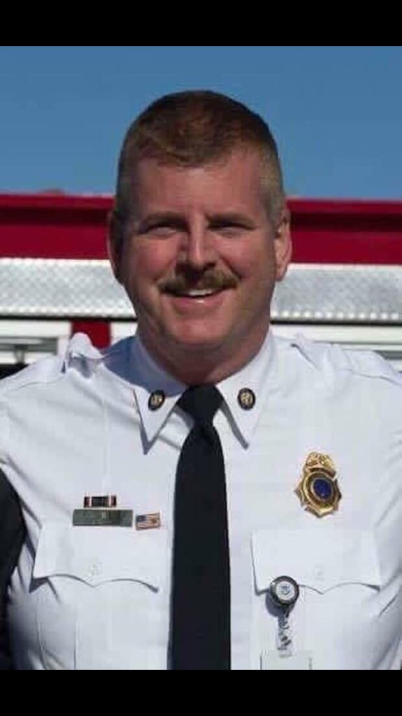 Crowebird13's tweet photo. An indelible void has been created in the fire service this morning. RIP Brother!!! #CancerSucks https://t.co/KFVcnNL42a