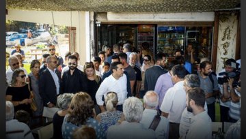 View image on Twitter