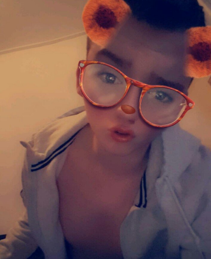 mrtceyla's tweet photo. Herkese merhaba.. ❤️❤️#gay #gayporn #izmirgay #mersingay #antalyagay #erzurumgay  #trabzongay  #istanbultravesti #iştanbulgay #türkgay #ankaragay #çankayatravesti #şişligay #taksimgay #gaymen https://t.co/CBgzpLb5Rp