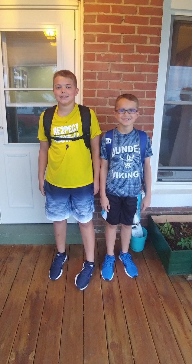 DreIrwin_'s tweet photo. 1 #DESFirstDay and 1 in MS! https://t.co/cj5K9iiPCT