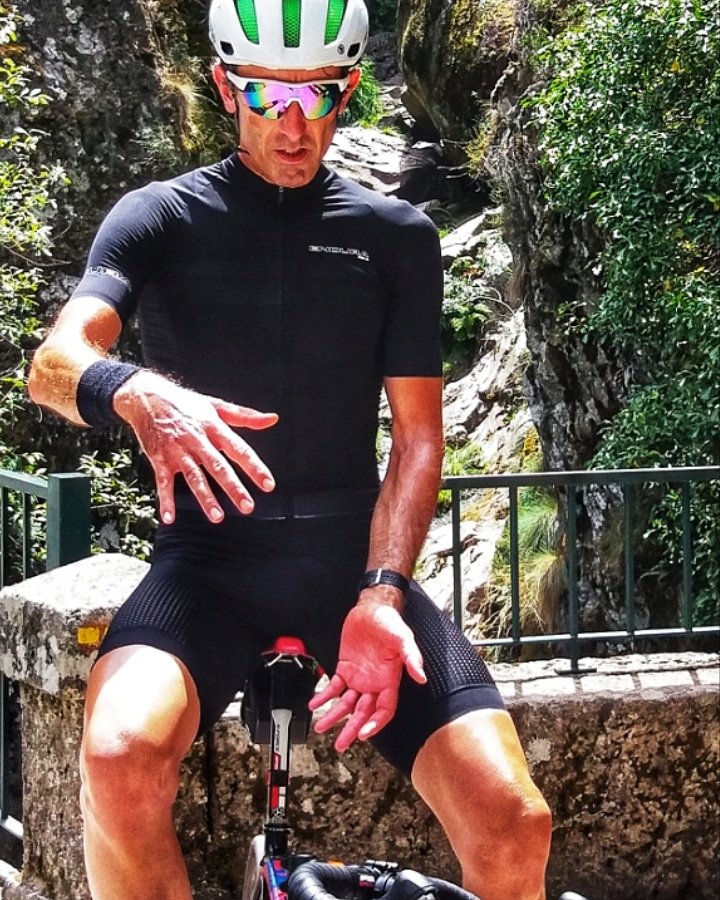 Nuno_Sabido's tweet photo. #AllTribesOneClan @endura
#ProSL #ProSlLite
#EduardoEndura
#SabidoBros #SabidosCycling
#IberianLocalHeros #Endura #CiclismoTvi24 #LaVuelta https://t.co/GnghwfQft2