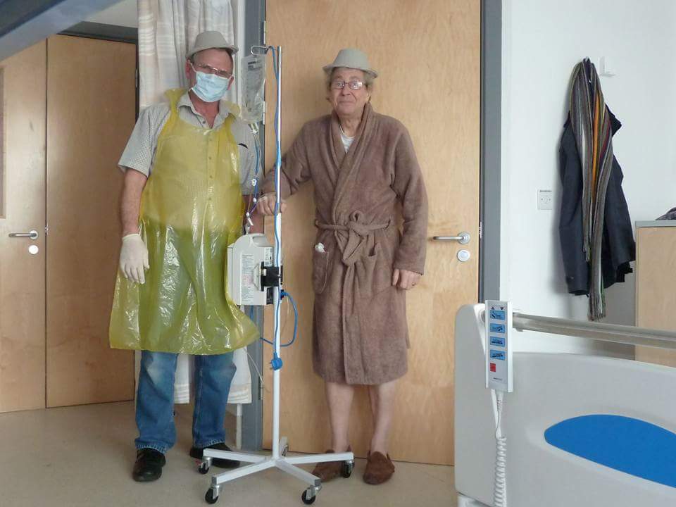 MarkSpark69's tweet photo. @Amydolface @damekellyholmes @MyelomaUK @hopeagnstcancer 4-7yrs. So grateful we got 16years with dad. #MultipleMyloma He put up a good fight and tried all new methods of treatment. #MakeBloodCancerVisible https://t.co/Jvp8d2vYYZ