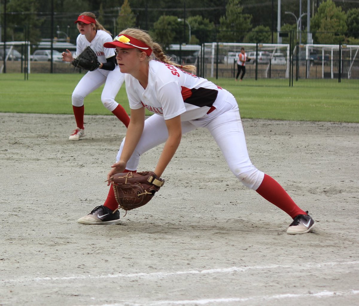 CAFastball00s's tweet photo. Lauren Schwartz has signed to play with @BellevueCollege Bulldogs softball in 2018-19.  Congrats Lauren from your @CAFastball00s teammates! https://t.co/4I5wcBcxmo