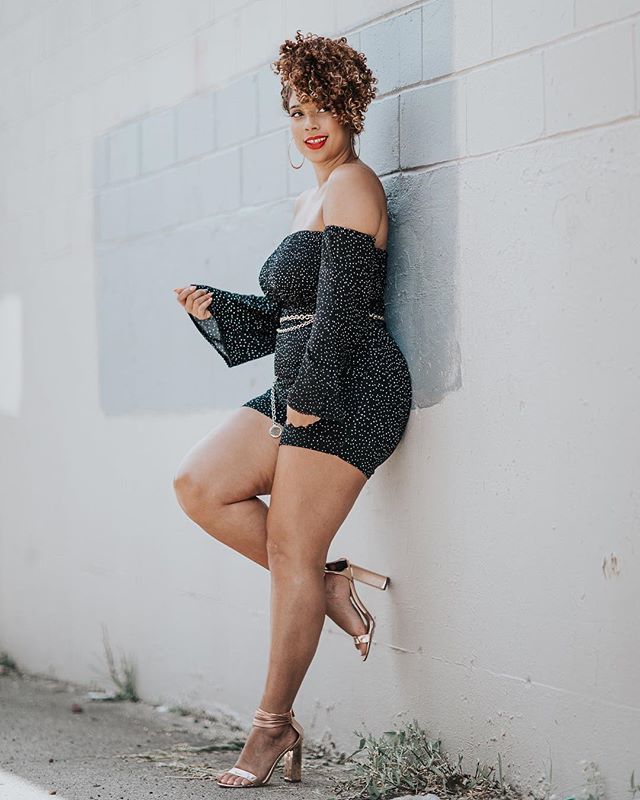 allthingsAda's tweet photo. “But sure nough your glow it makes your soul stand out from all the rest” ✨🎶 #OneinAMillion 📸 by @chasingdenisse #allthingsada #adaootd #curvyblogger https://t.co/G8Iesi0SHe https://t.co/BKCwKOPb6M