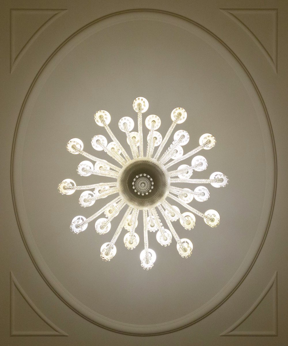 Everything's looking up here #hoteldesers #bsignaturehotels