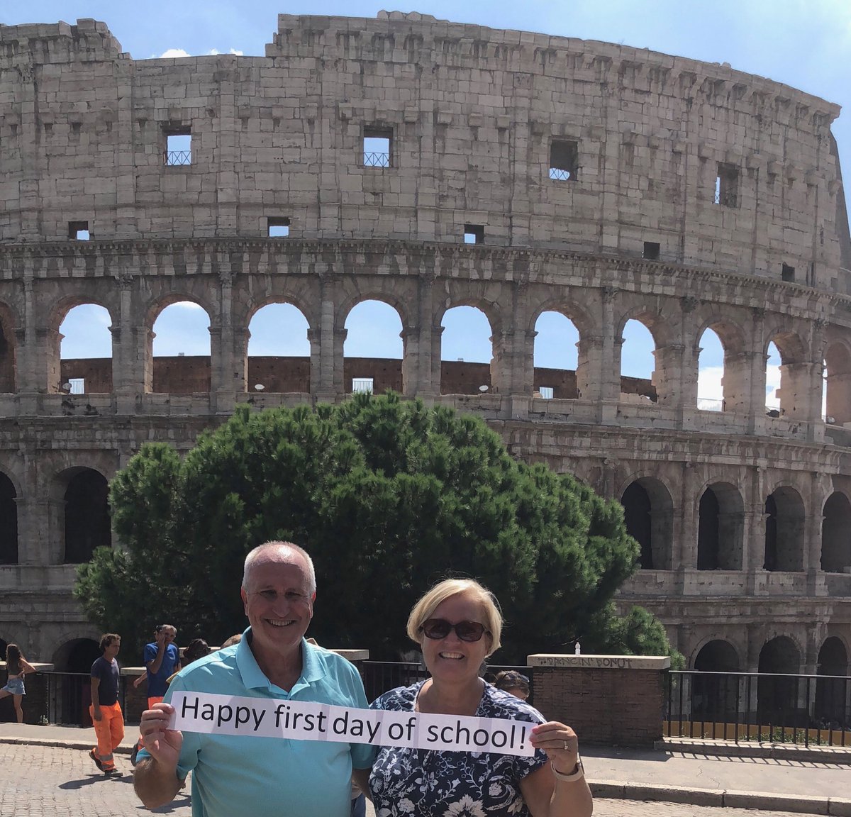 Happy first day of school ⁦<a href="/AACountySchools/">AACPS</a>⁩!  #AACPSBack2Awesome