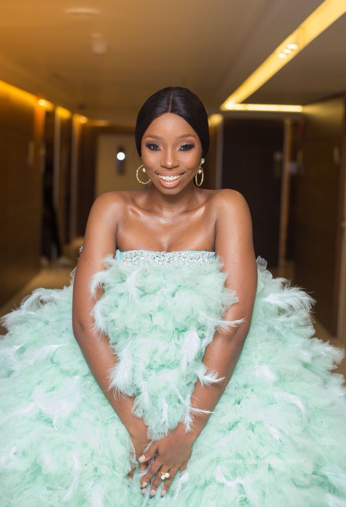 bammybestowed's tweet photo. #AMVCAs2018 #houseofjhadara #BamBam https://t.co/ZSzJ1GH8FT
