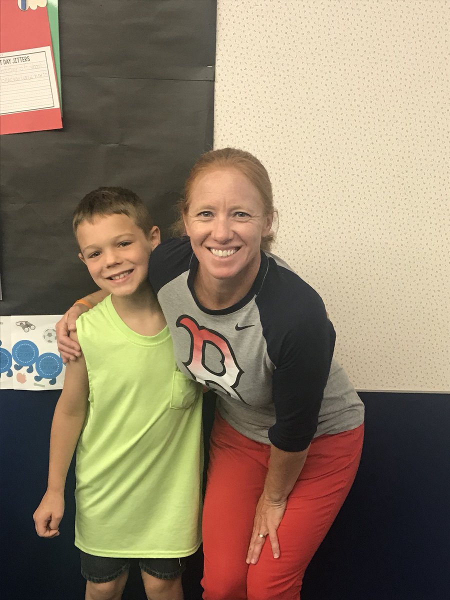 HarpoldSSW's tweet photo. ROAR tweet with Super @clarkjbs02 who said you can’t still hang out with last year’s teacher? @MrsLeininger3 https://t.co/FSaPHac5KK