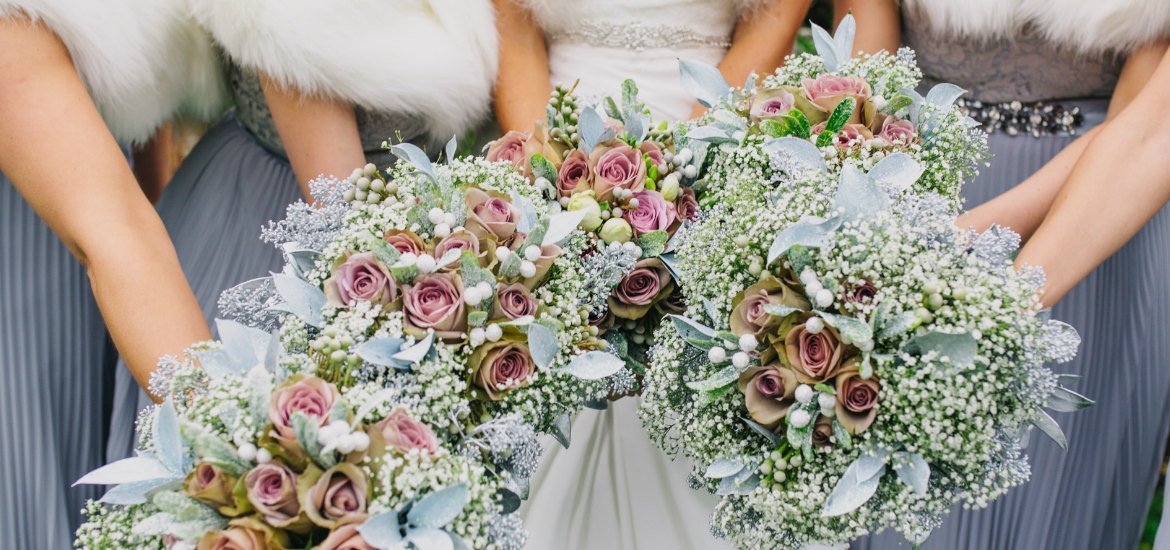 I think about once I take a moment to #swoon over this #gorgeous #winterwedding at our sister hotel @themontaguarms .  Isn't it gorgeous! 

montaguarmshotel.co.uk/blog/Real_Wedd…