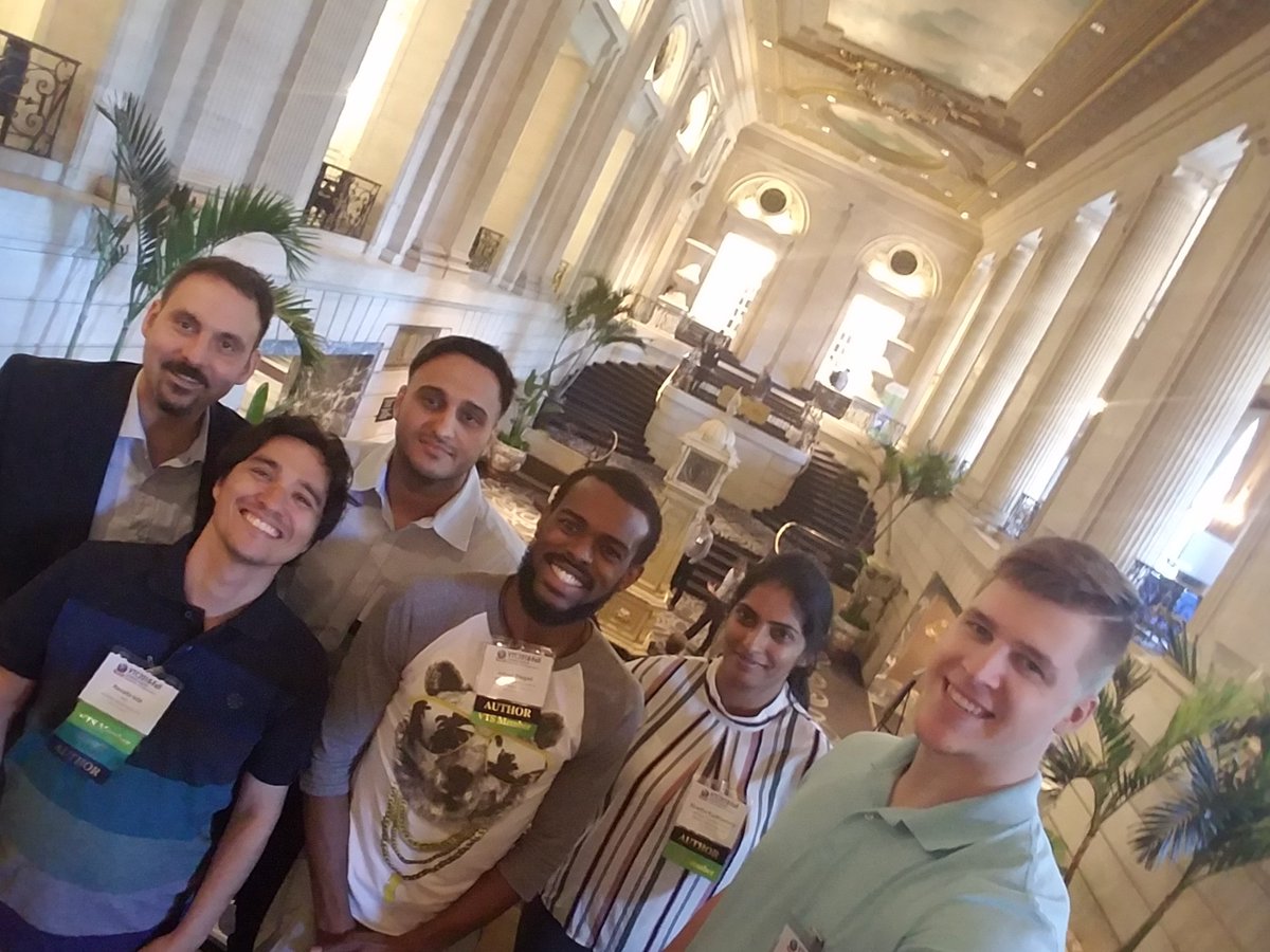 AlexWyglinski's tweet photo. #WILab team #goofing around @TwitterChicago last week before heading back home after a successful #vtc2018fall conference @WPI @wpi_ece @IEEE_VTS #impact #research #WirelessCommunity #ConnectedCars #SelfDrivingCars https://t.co/Ragh82TdPu