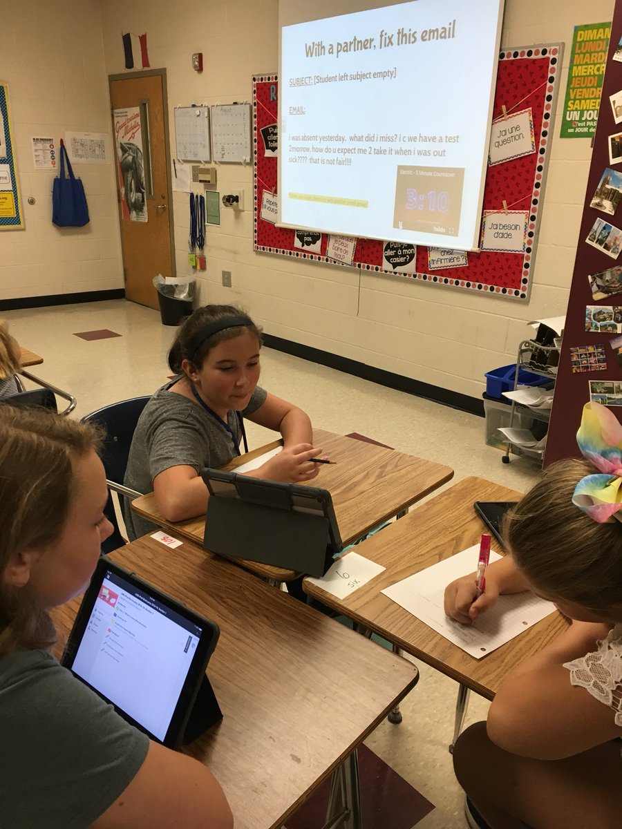 sara_hanle's tweet image. Fixing email etiquette!
#LMSWild. #LMSMissionLesson