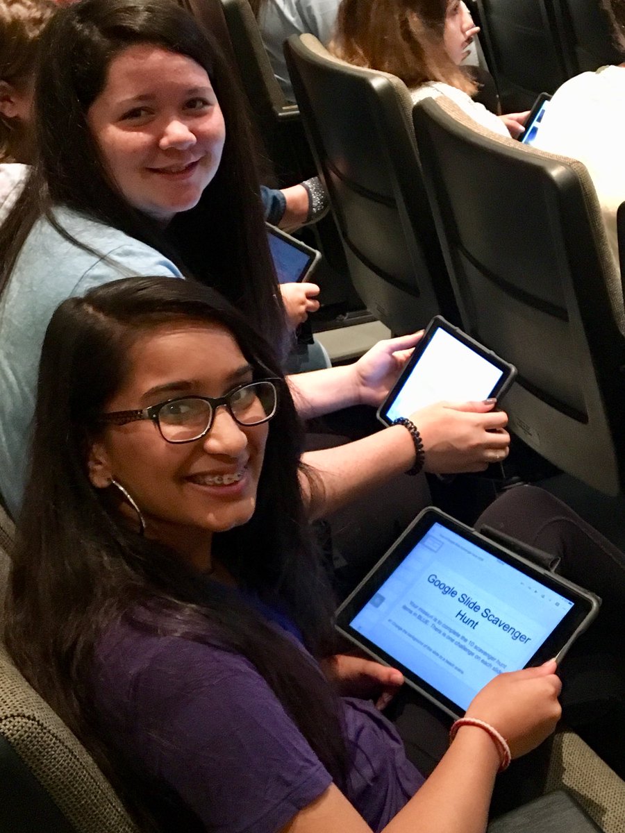 KeTribble's tweet image. #TribbleTribers exploring &amp;amp; collaborating on @LexingtonMiddle mission lesson on email etiquette &amp;amp; the google scavenger hunt! #LMSMissionLesson #LMSWild #Lex1empowers @iveyfhomer